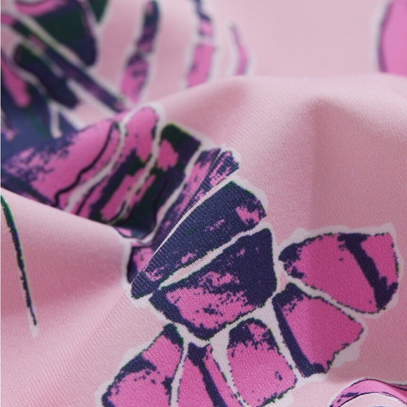 Vineyard Vines Girls' Ruffle Rashguard - Picture 3 of 4